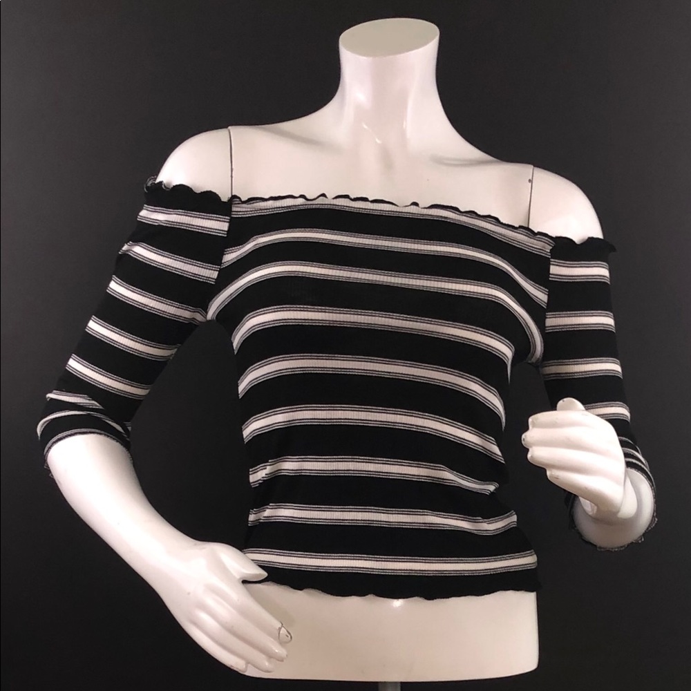 HIPPIE ROSE | Striped Off the Shoulder Top